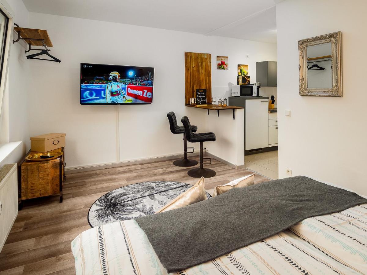 Gemuetliche & Individuelle Ferienwohnungen In Krefeld - Junik Apartments Zewnętrze zdjęcie